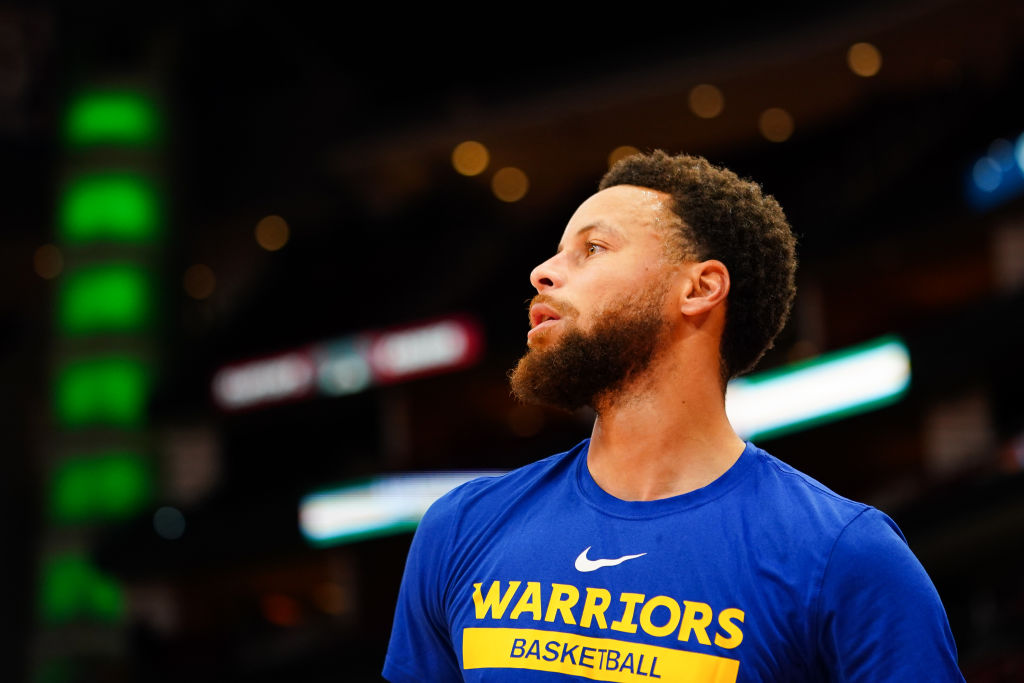 Stephen Curry Antrenmanda Yaptığı Atışlarla Herkesi Şok Etti