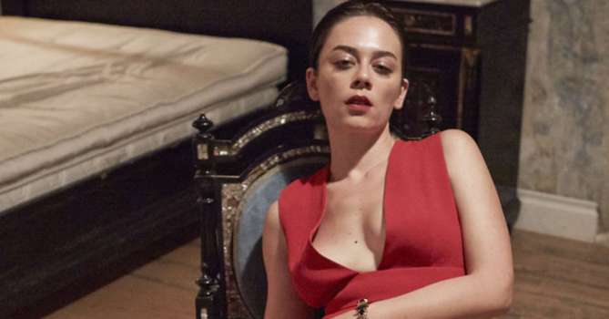 Estetiği Abartanları Tiye Aldı!