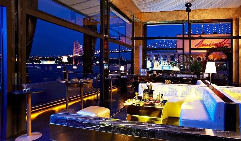 İstanbul En İyi 10 Gece Kulübü Tavsiyesi