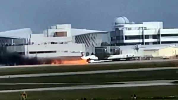 İniş Takımları Açılmayan Uçak Herkesi Korkuttu!