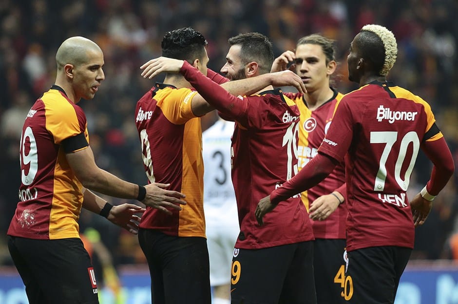 Galatasaray Zorlu Virajda!