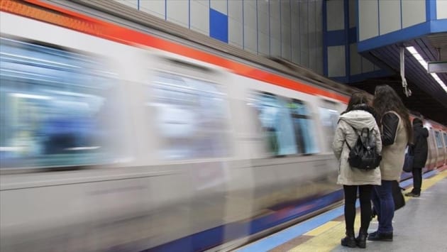 İstanbul’da Metrolar 21:00’a kadar çalışacak