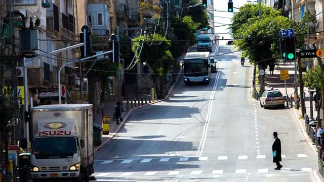 31 Şehre Hafta Sonu İçin Sokağa Çıkma Yasağı