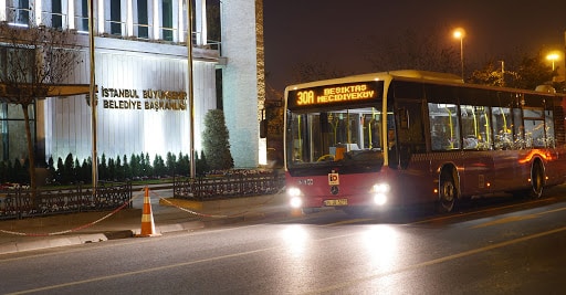 İBB'den Sağlık Çalışanlarına 150 Otobüs
