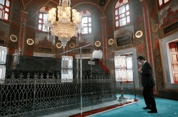 İmamoğlu İstanbul’un Fethi’ni Kutladı, Dua Okudu
