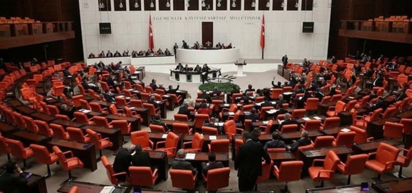 MHP Sosyal Medya Sahte Hesaplarına Karşı Kanun Teklifini Sundu!