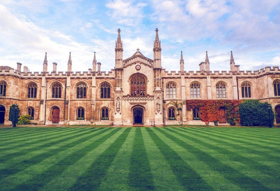 Cambridge Üniversitesi’nde Online Eğitim 2021 Yazına Kadar Devam Edecek
