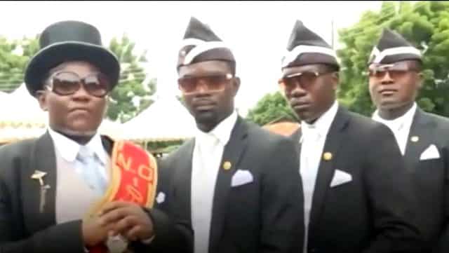 Gana Cenaze Dansçıları Koronavirüs Yüzünden Dertli!