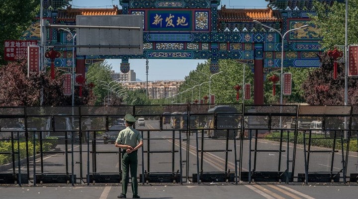 Çin’in Başkenti Pekin’de Eğitime Tekrar Ara Verildi