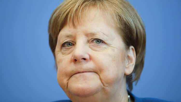 Merkel Kararlı: Kesinlikle Aday Olmayacağım