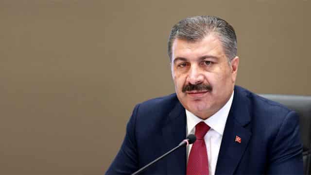 Sağlık Bakanı Vaka Sayılarını Aktarırken Tepkisini de Ortaya Koydu!