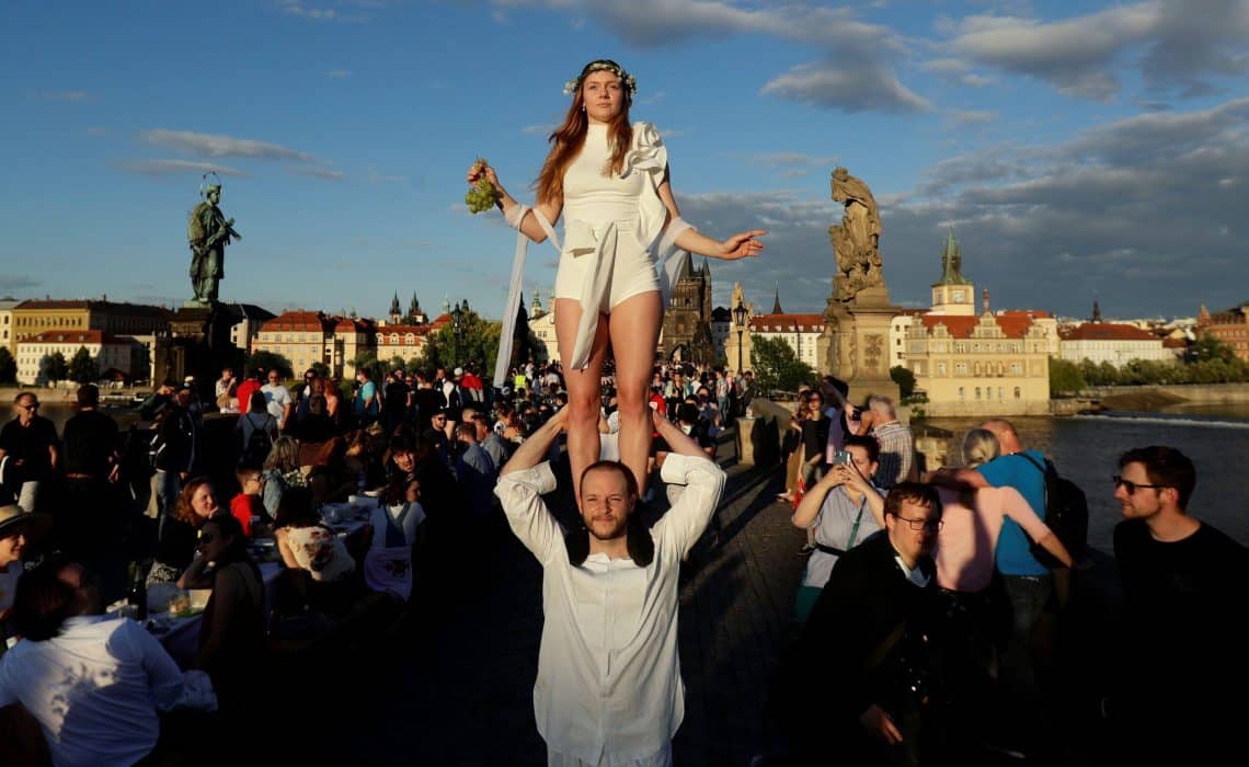 Çek Cumhuriyeti’nde Koronavirüse Veda Yemeği