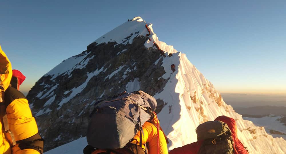 Everest Dağcılara Tekrar Açılıyor!
