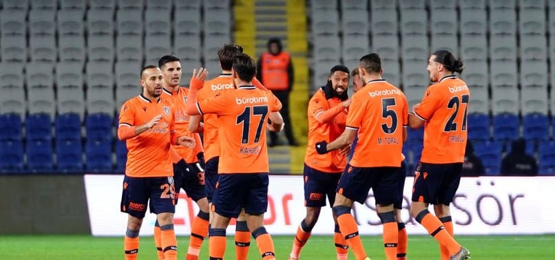 Başakşehir Önemli Eksikleriyle Antalyaspor Deplasmanında