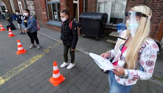 Bir Avrupa Ülkesi İkinci Dalgayı Yaşıyor