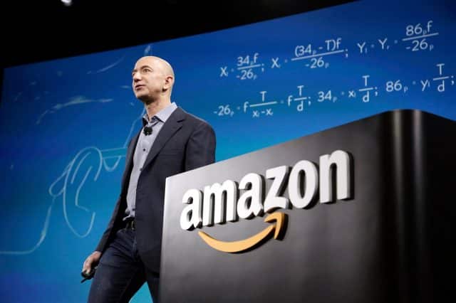 Amazon'un Kurucusu Jeff Bezos Yarım Milyar Dolar İkramiye Dağıtacak!