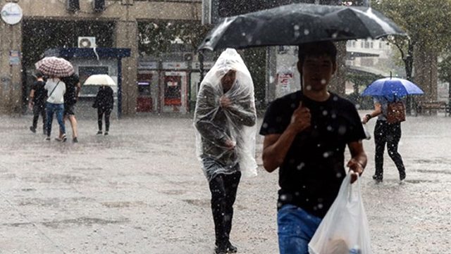 Meteoroloji Uyardı: Yarın Etkili Olacak Sağanak Yağış Ani Sele Neden Olabilir