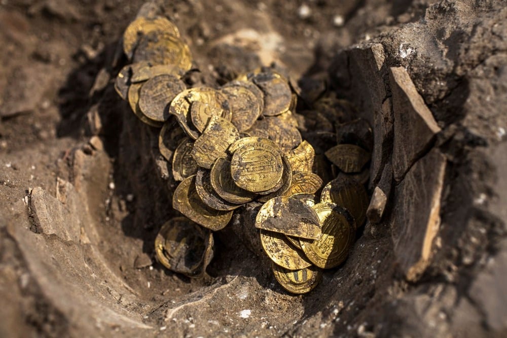 İsrail'de 9'uncu Yüzyıla Ait Altınlar Bulundu!