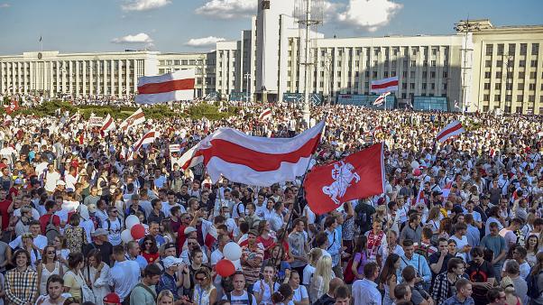 Belarus'ta Halk Özgürlük Yürüyüşü Adına Sokaklara Döküldü!
