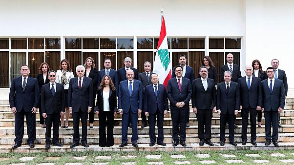 Lübnan'da Tüm Kabine İstifa Etti!