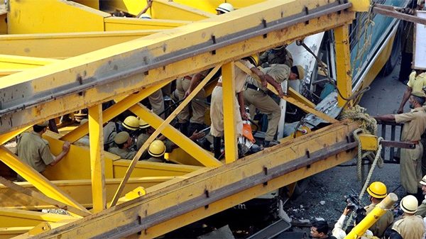 Hindistan'da Vinç Kazası Meydana Geldi: En Az 9 Can Kaybı