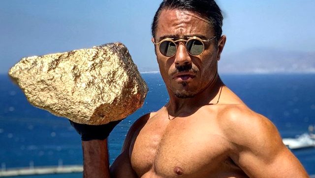 Nusret Taşını Altınla Kaplayıp 2 Milyon Dolara Satıyor!