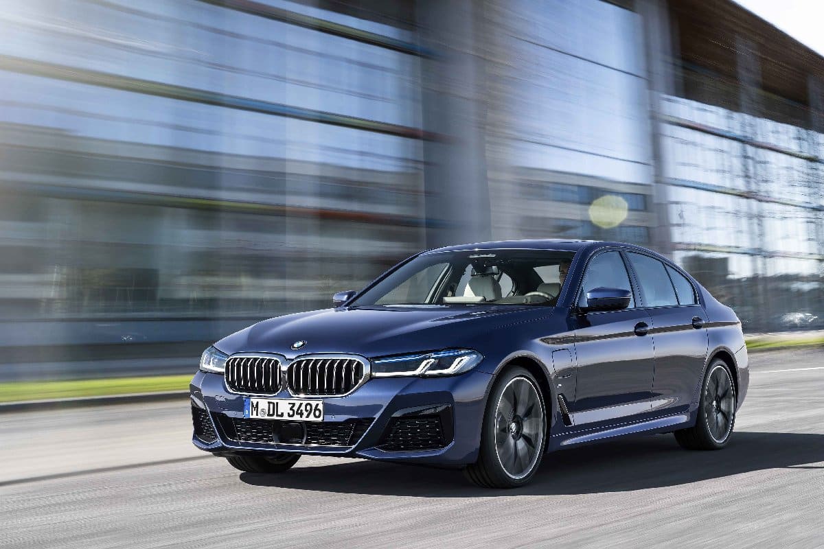 BMW Yeni 5 Serisi’nin Fiyatı Açıkladı