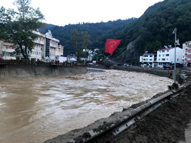 Giresun'da Yaşanan Sel Felaketinde Can Kayıpları Artıyor!