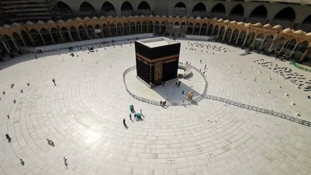 Kabe Yeniden İbadete Açılıyor