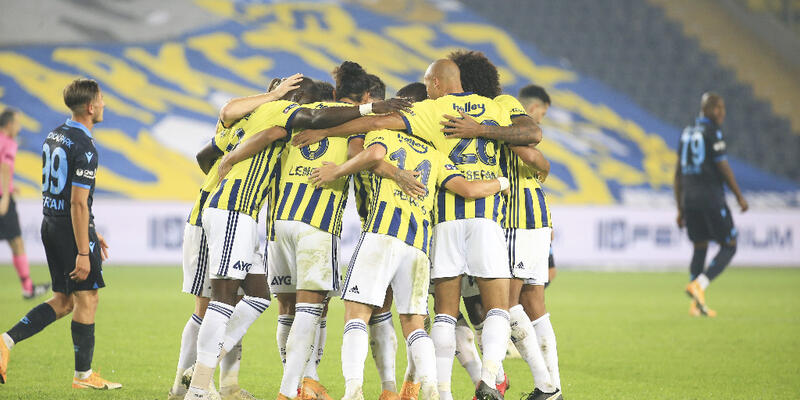 Fenerbahçe Trabzonspor'u 3-1 Mağlup Etti