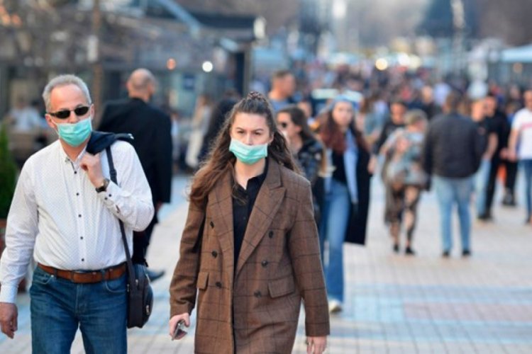 Bilim Kurulu Üyesi: Türkiye’de Yeni Önlemler Rakamlara Göre Konuşulacak