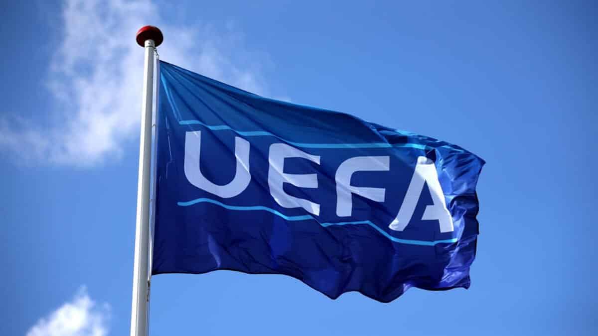 Son Dakika: UEFA’dan Flaş Seyirci Kararı!