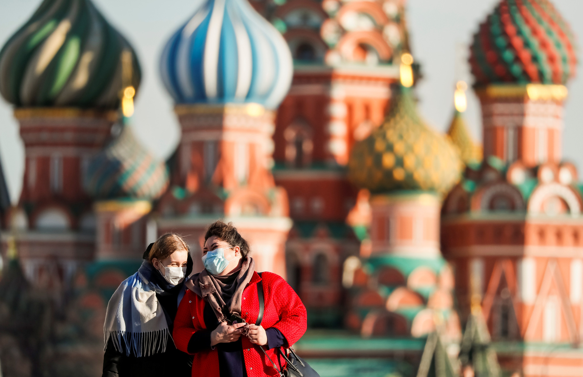Rusya'da Günlük Vaka Sayıları 20 Binin Üzerinde Seyrediyor