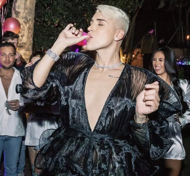 Kerimcan Durmaz'dan Takipçisine Sert Tepki!