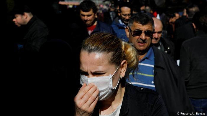 Türkiye Genelinde Sokakta Sigara İçmek Yasaklandı!