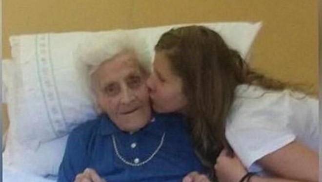 101 Yaşındaki Kadın 3. Kez Koronavirüsü Yendi!
