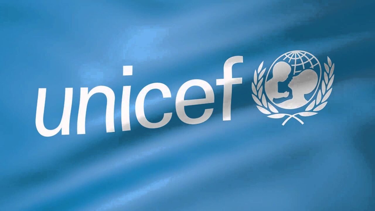 UNICEF İngiltere’deki Çocuklara Yardım Edecek!