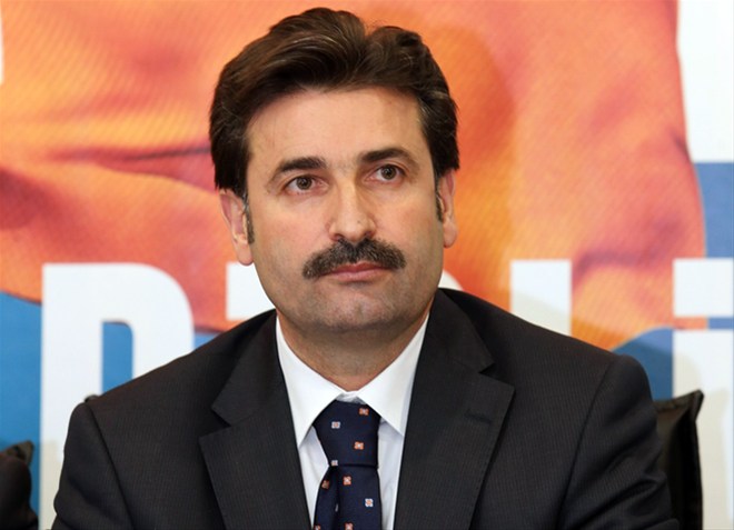 Gelecek Partili Ayhan Sefer Üstün Silahlı Saldırıya Uğradı