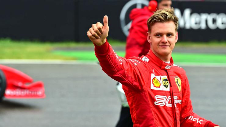 Schumacher Soyadı  Formula 1 Pistlerine Geri Dönüyor!