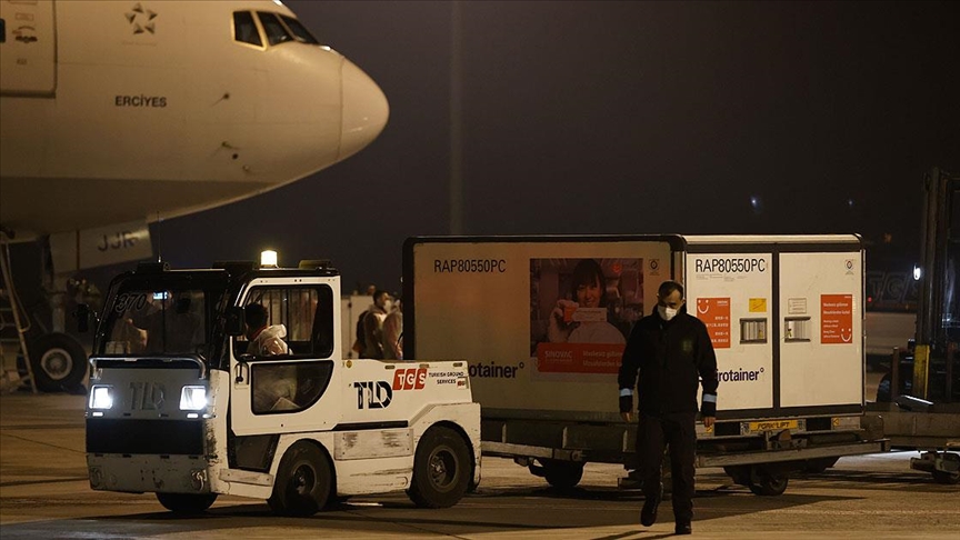 Koronavirüs Aşılarını Taşıyan Uçak Türkiye'ye İniş Yaptı