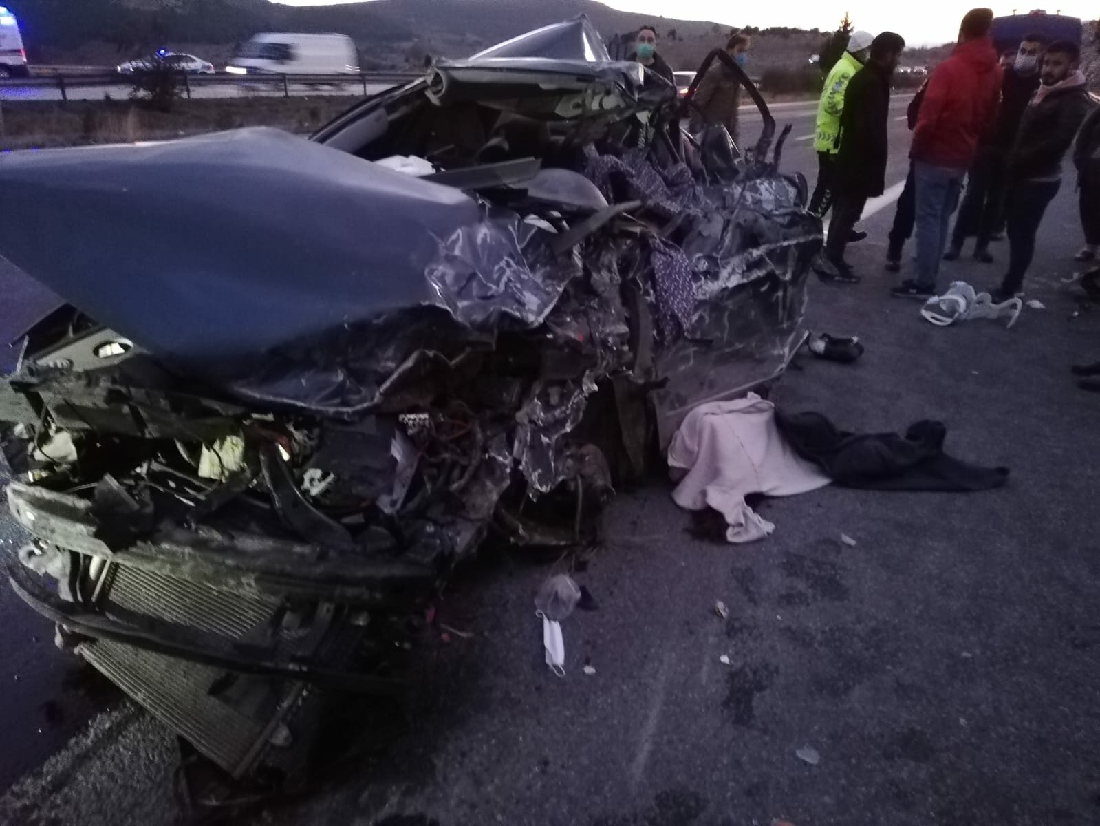 Ankara Otobanında Meydana Gelen Kazada Aynı Aileden 5 Kişi Öldü