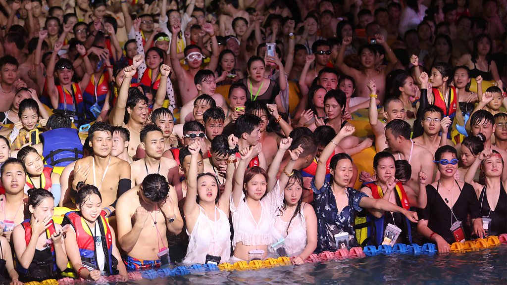 Partilerini Eleştiren Batılılara Vuhan’dan Sert Yorum: Kedi Ulaşamadığı Ciğere Mundar Der