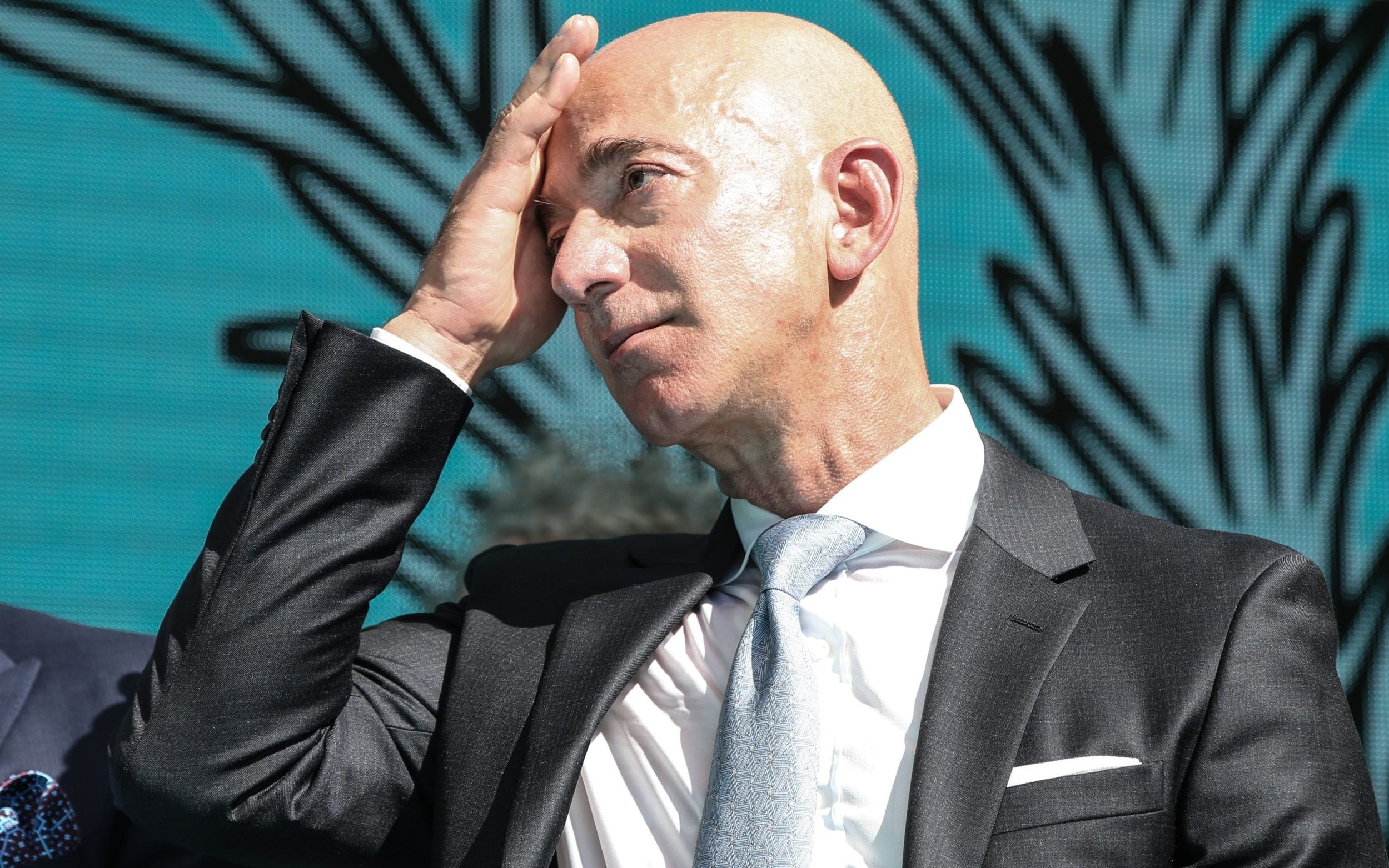 Amazon’un Kurucusu Jeff Bezos Zirveye Tekrar Yerleşti!