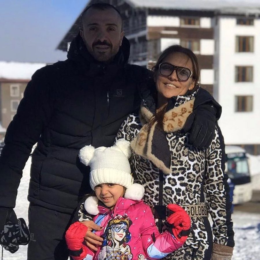 Demet Akalın Koronavirüsü Arkadaşlarından Kaptıklarını Açıkladı