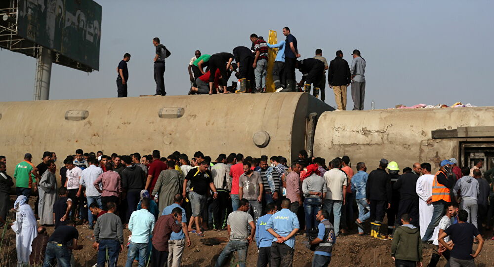 Mısır Tren Kazası ile Sarsıldı