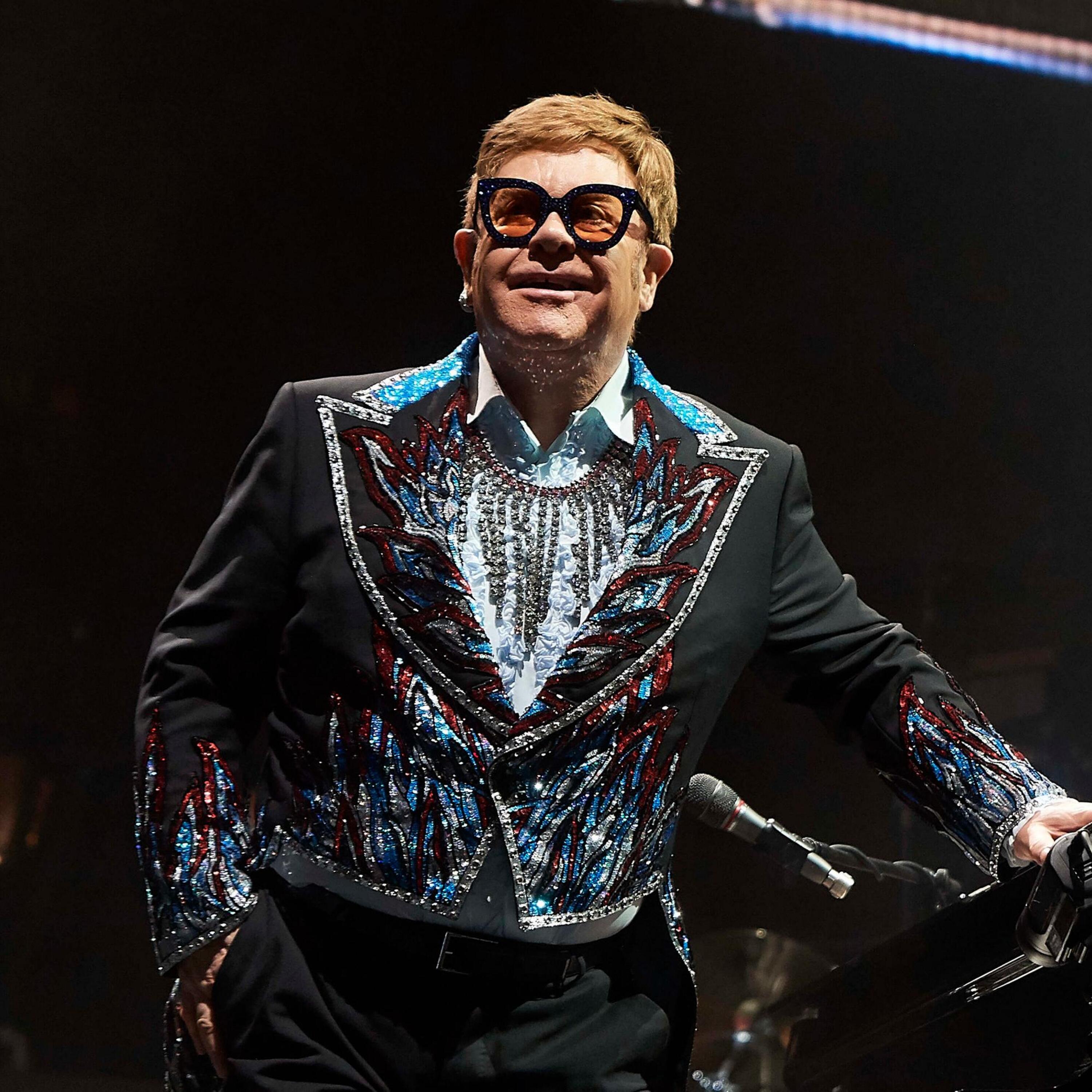 Elton John Bu Yıl Oscar Partisini Online Gerçekleştirecek