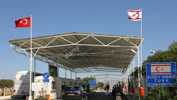 KKTC ile Güney Kıbrıs Sınır Kapılarını Açtı!