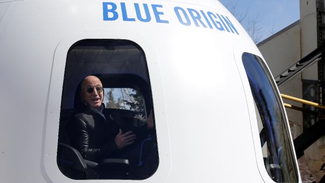Jeff Bezos Uzaya Gidiyor