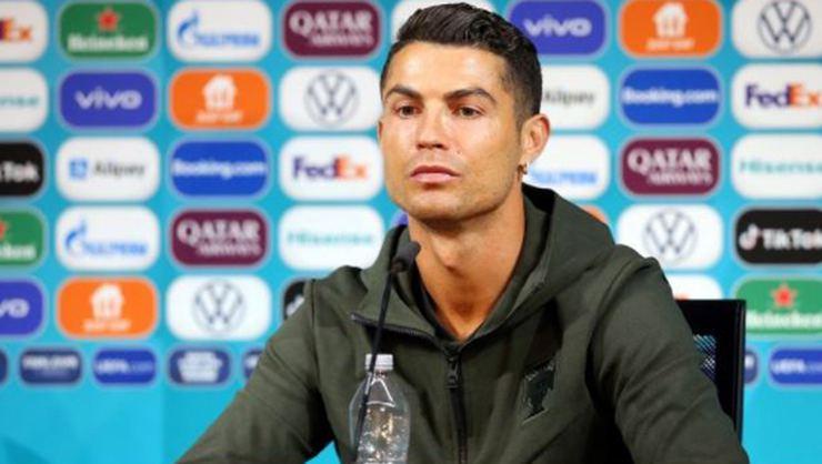 Ronaldo’nun Tepkisi Coca Cola’ya Değer Kaybettirdi