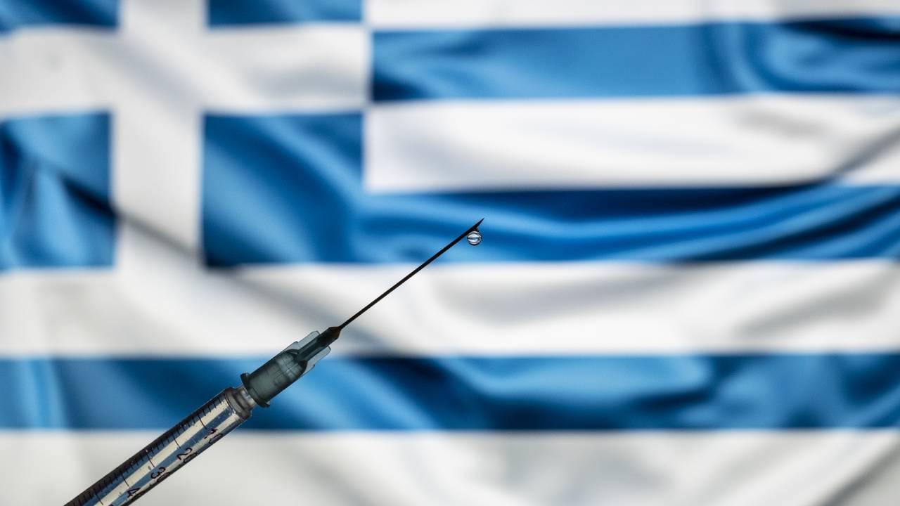 Yunanistan’dan Gençlere Aşı Teşviki